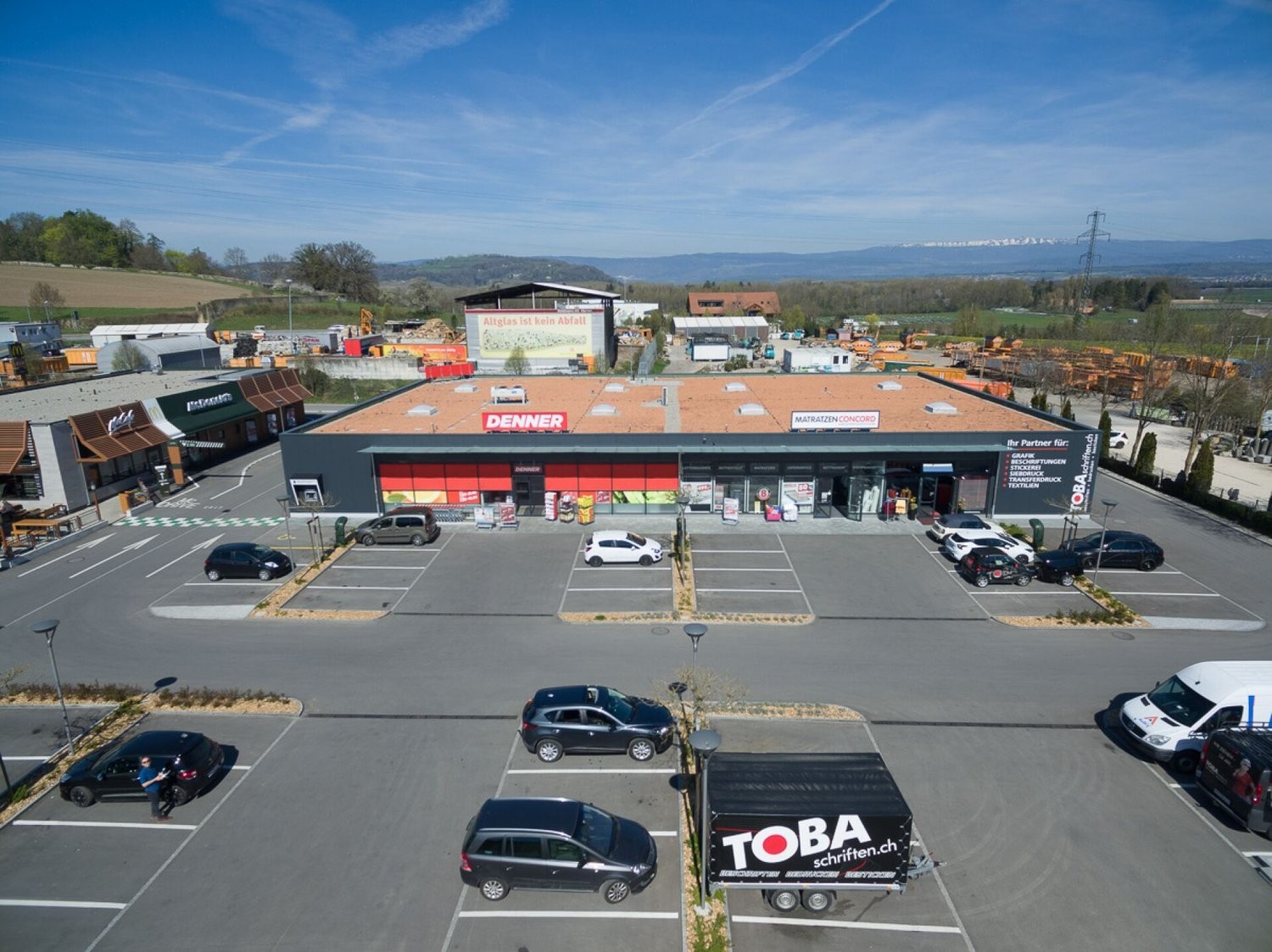 Rent a 196m² shop in Murten Flatfox