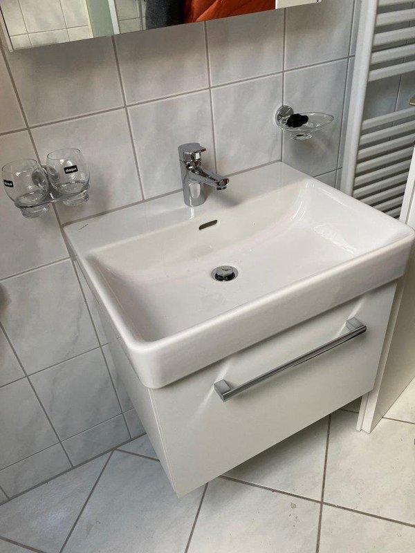 Gäse-WC mit Dusche.jpg