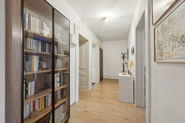 Einladender Flur mit Stil