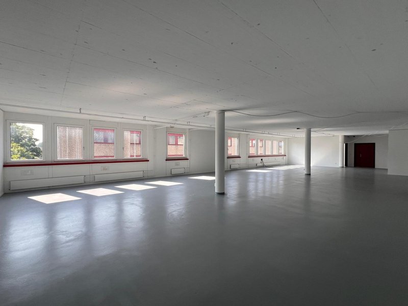 Gewerbe-/Lagerfläche