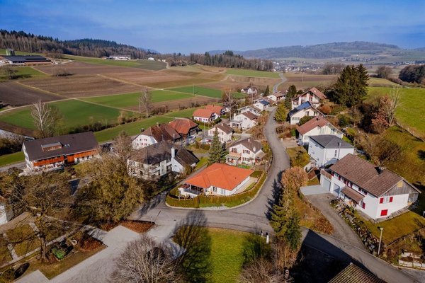 Lenzburg schnell erreichbar