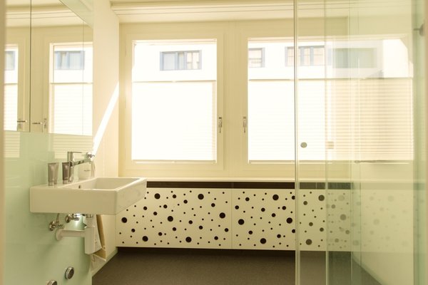 Badezimmer / Bathroom