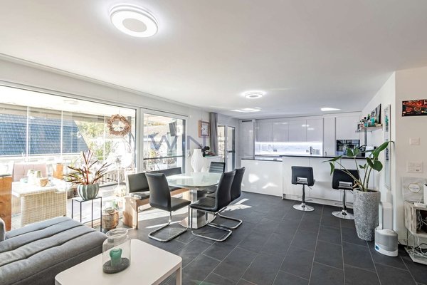 Lichtdurchflutet und offen