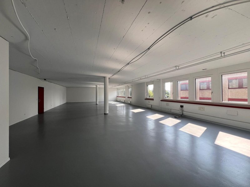 Gewerbe-/Lagerfläche