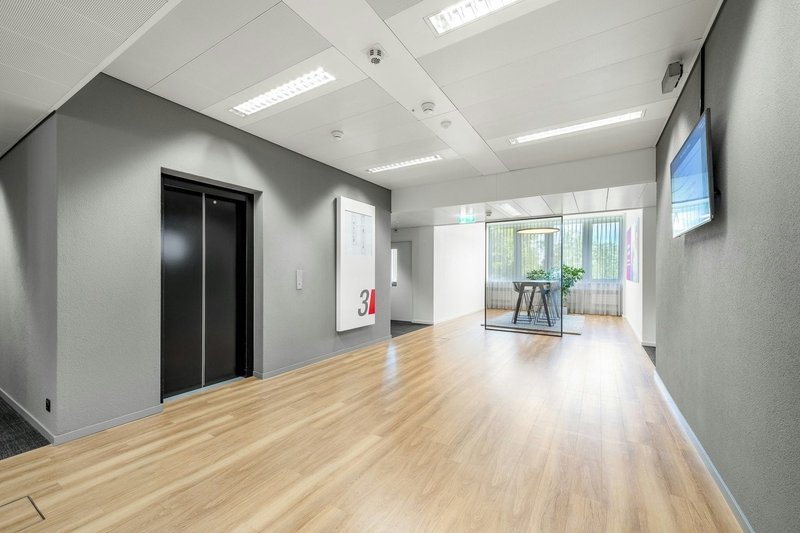 Vorplatz Personenlift