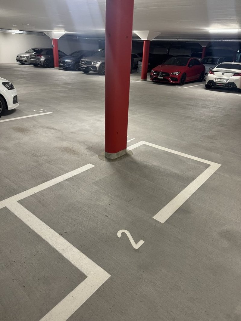 Beispiel Motorradparkplatz