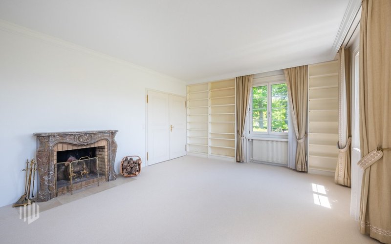 Wohnraum mit Cheminée