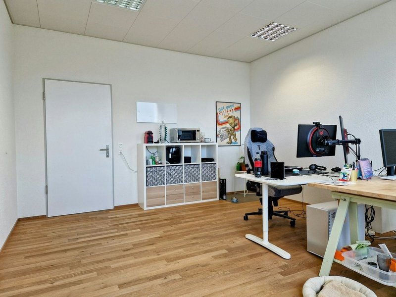 Büro / Gewerbe
