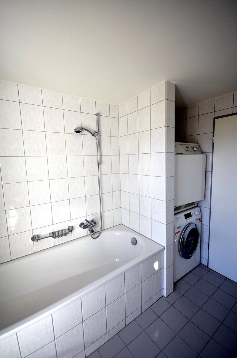 Badezimmer mit Badewanne