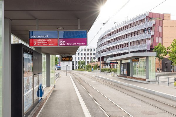 LAGE / Haltestelle Wagonsfabrik