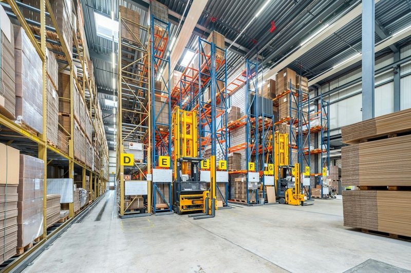 Manuelles Hochregallager