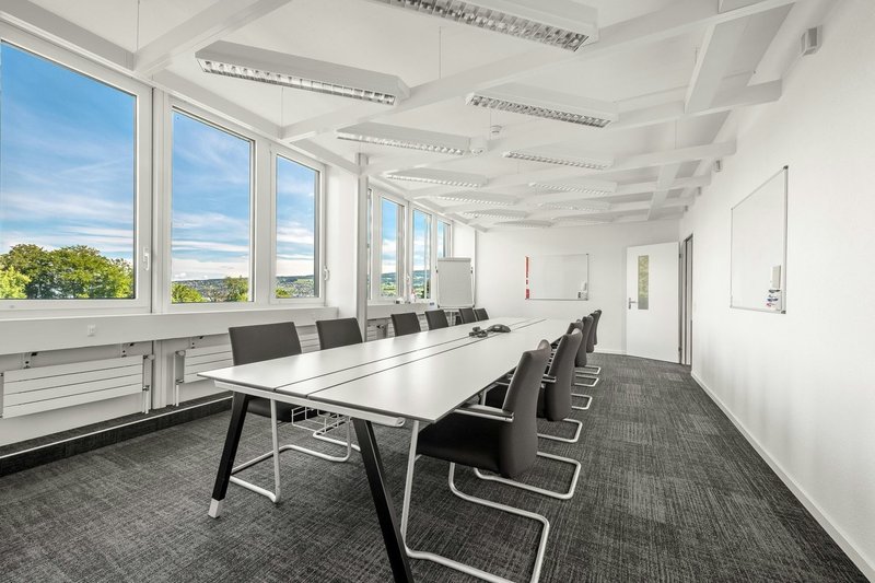 Gemeinschaftlich genutzte Sitzungszimmer