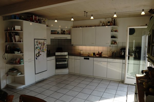 Offene Küche bei Wohnzimmer