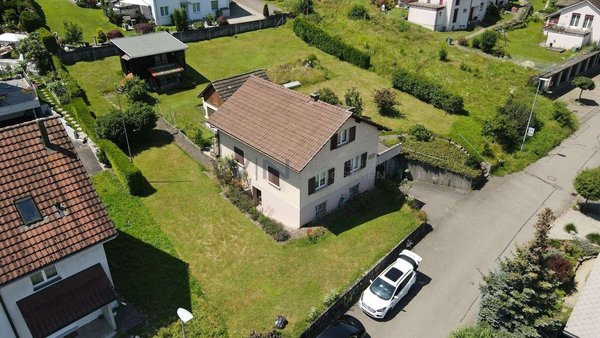 Geniessen Sie Ihr Zuhause in Privatsphäre und viel Umschwung