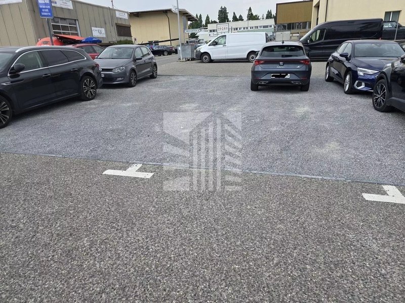 2 places extérieures