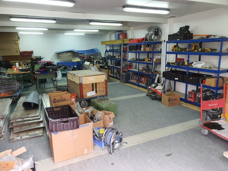 9b32ab45-f863-4687-8954-a2b1cf63e357