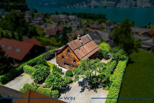 Moderne und Grüner Anstoss