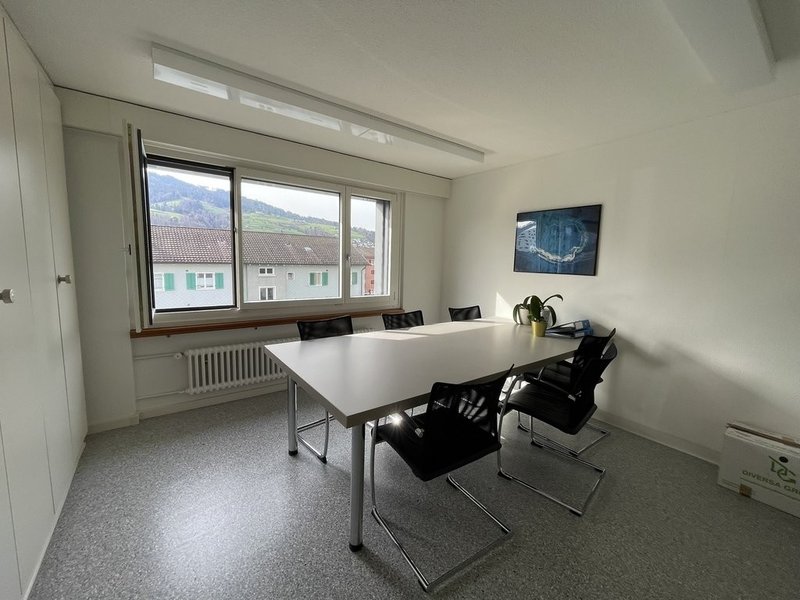 Büro 1