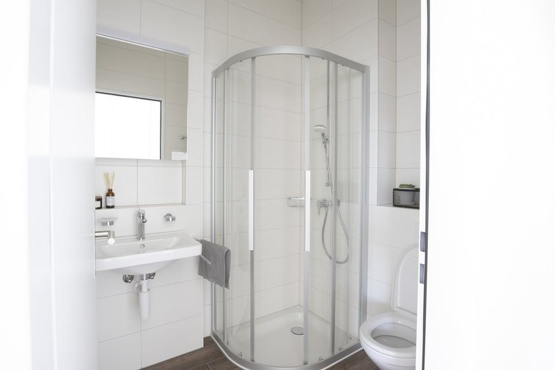 separates WC mit Dusche