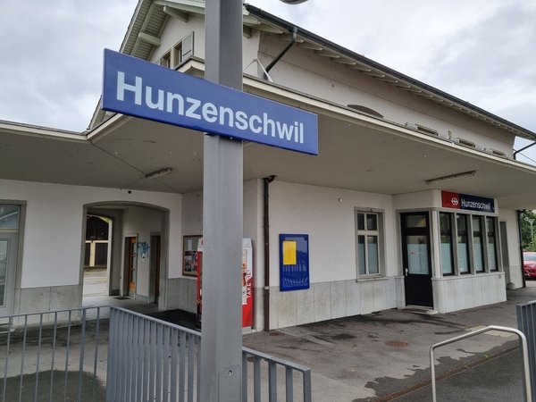 Hunzenschwil, Bahnhof.jpg