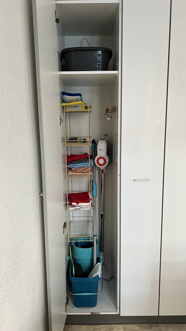 Cleaning cupboard