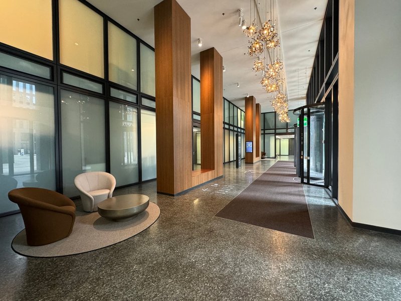 Lobby mit virtuellem Concierge
