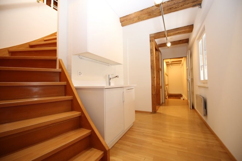 Korridor mit Teeküche