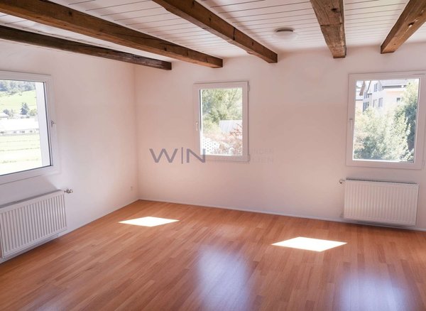 Neuwertig und grosszügig 