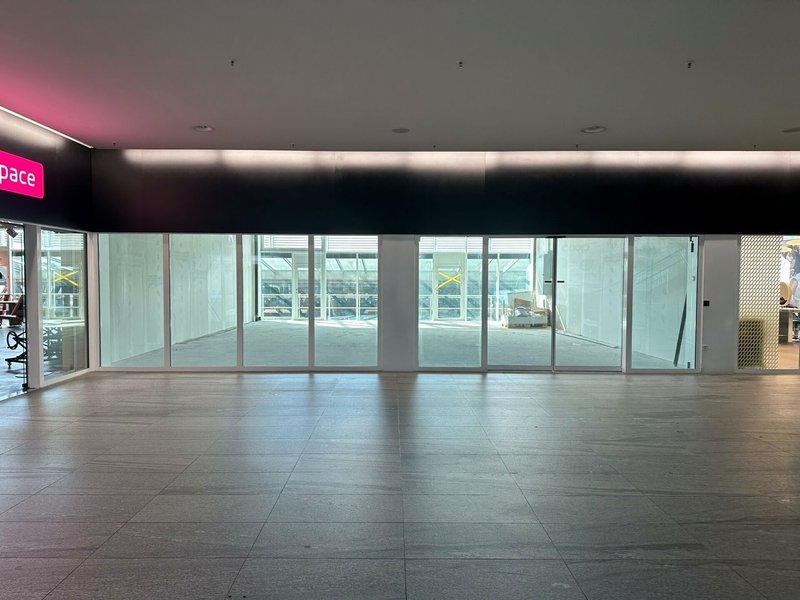 Verkaufsfläche 1: Aussenansicht (Mall).jpg