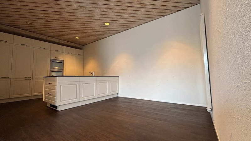 20250314_082247410_iOS