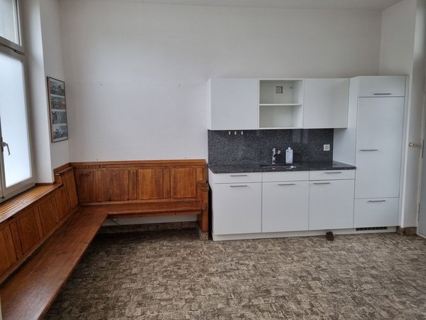 Hunzenschwil, Gewerbefläche im Nebengebäude.jpg