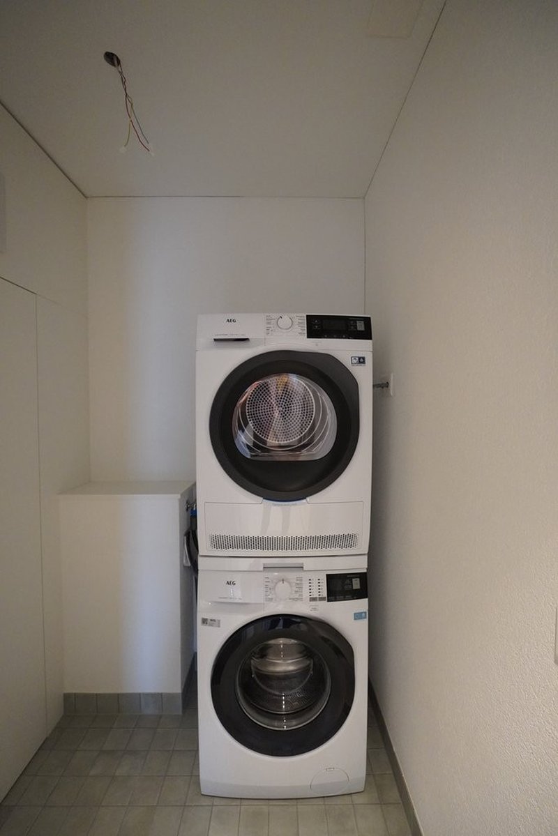 Reduit mit Waschturm