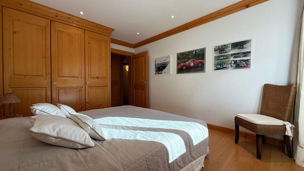 Chambre 1 / Room 1 / Camera da letto 1