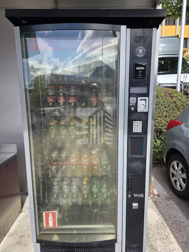 Distributeur Coca Cola Full Service