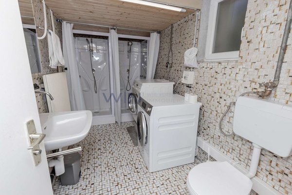 Zu zweit duscht?s sich besser