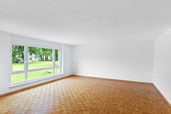 Wohn- und Schlafzimmer