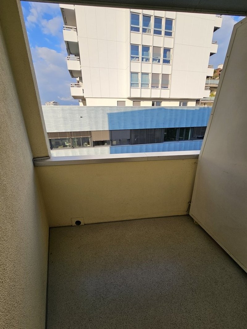 Kleiner Balkon bei der Küche