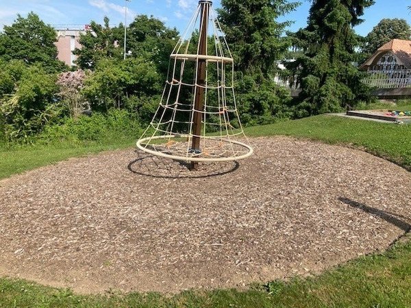 Spielplatz_3.jpg