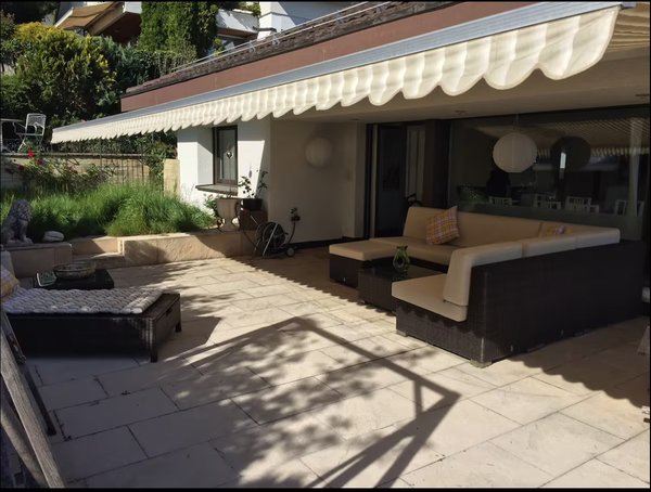 Thoughtfully landscaped and fully private, the garden is perfect for morning coffee, evening hangs, or weekend BBQs.