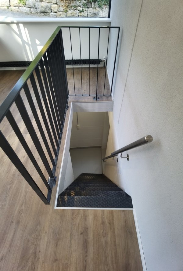 Treppe ins UG