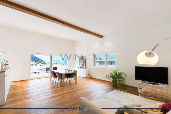 Hohe Räume mit viel Licht