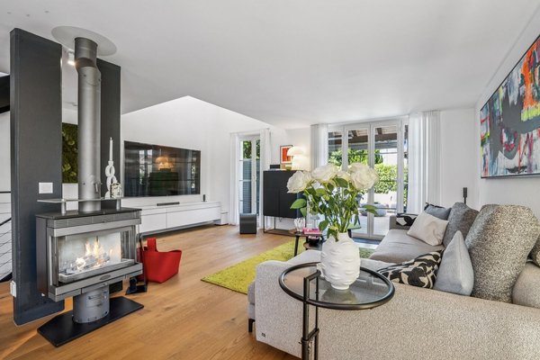 Wohnzimmer mit Cheminée