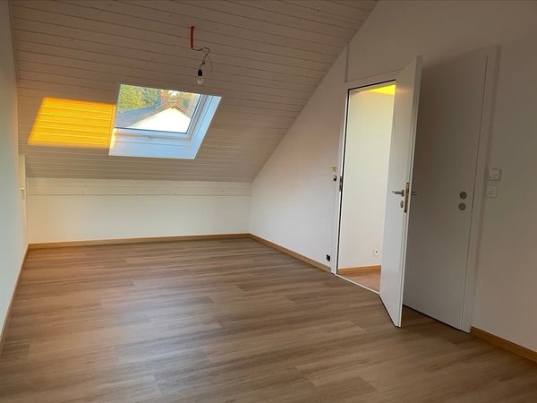 Zimmer OG linke Seite