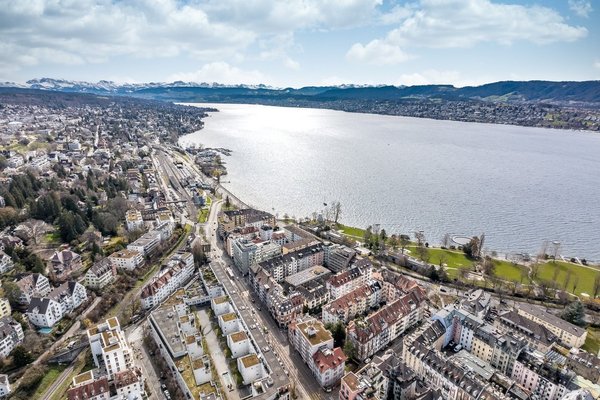 Vogelperspektive Tiefenbrunnen