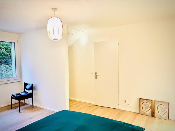 1. Schlafzimmer (mit Bodenheizung)