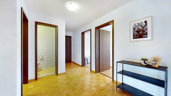 55-Zimmer_Wohnung-in-Langnau-i-E-Eingangsbereich.jpg