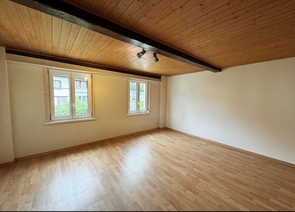 1. OG grosses Schlafzimmer