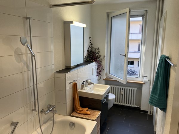 Badezimmer inkl. Bad