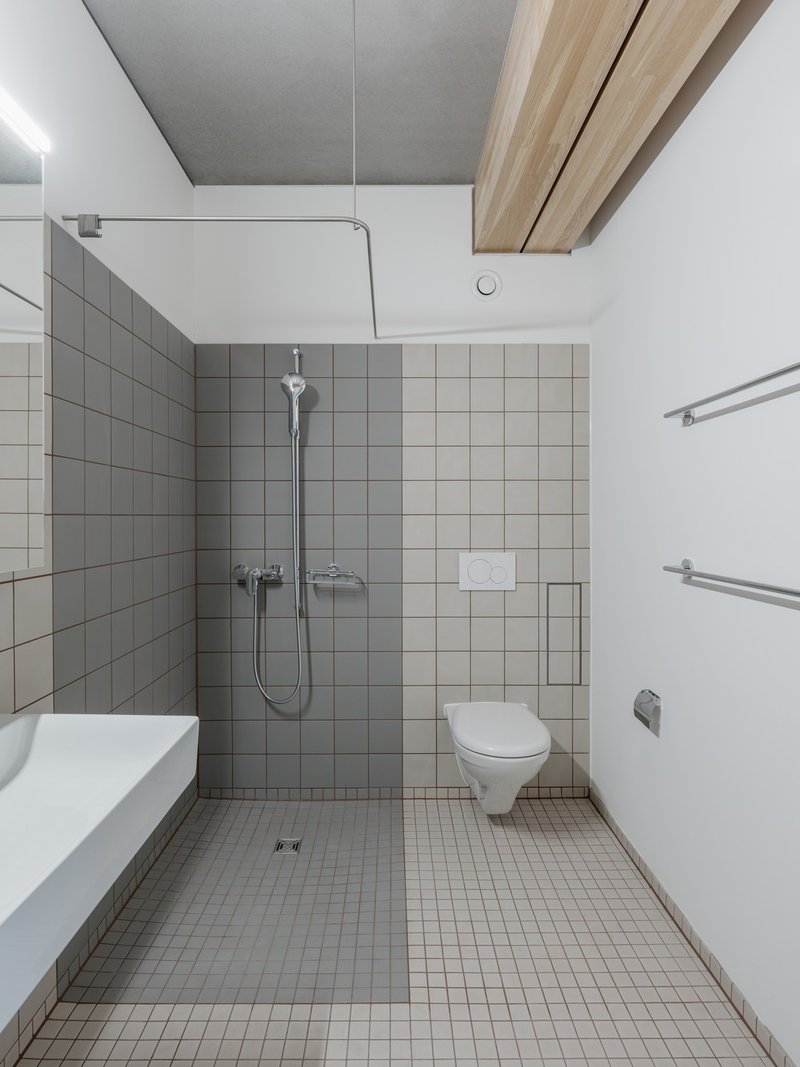 Bathroom (sample image)