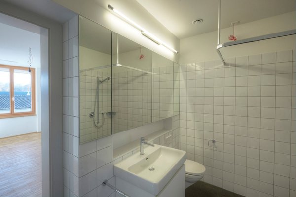 Badezimmer mit Dusche